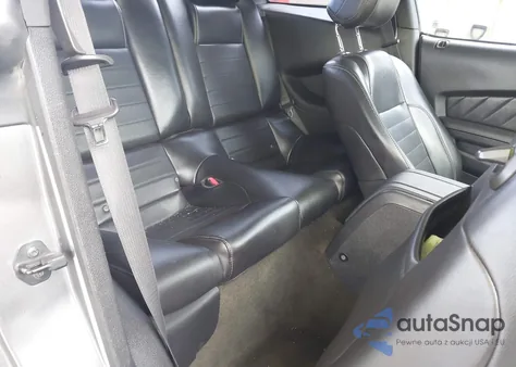 2013 Ford Mustang V6 Premium from USA, damaged, VIN 1ZVBP8AM1D5260370